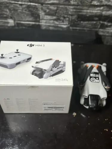 Drone dji mini 3 com cartão sd