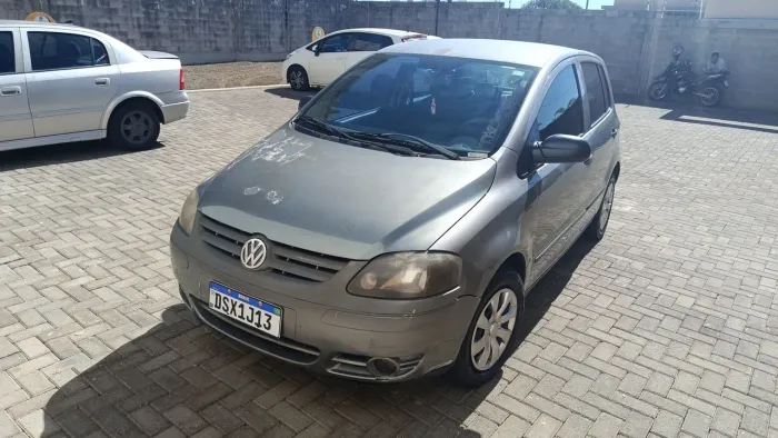 Volkswagen Fox Plus 1.0mi/ 1.0mi Total Flex 8V 4P 2006