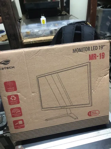 Monitor C3TECH 19 pol