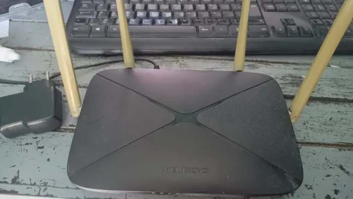 Roteador Wireless Gigabit Dual Band Mercusys AC12G - R$ 100