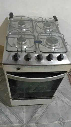 Fogão 4 bocas simples entrego gratis