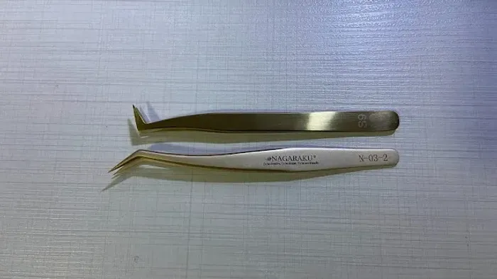 Pinça extensão de cílios