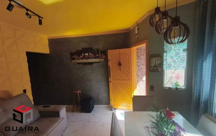 Sobrado à venda 2 quartos 1 suíte 1 vaga Novo Oratório - Santo André - SP