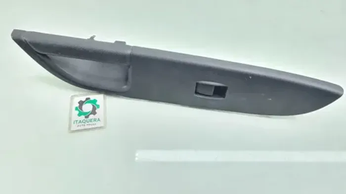 Moldura Comando Vidro Dianteiro Direito Mitsubishi Asx 2012