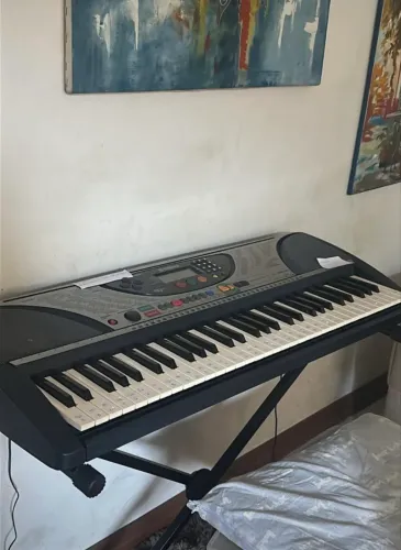 Teclado Yamaha PSR 240 Revisado