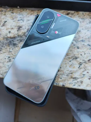 POCO F7 Edição Limitada Novíssimo Perfeito!