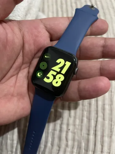 Apple Watch Series 5 44mm 