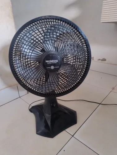 Ventilador pequeno motor bem forte turbo