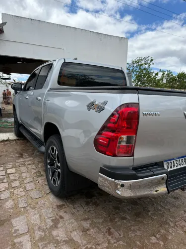 Toyota Hilux CD SRV 4X4 2.8 TDI Diesel Aut. 2022