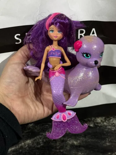  Barbie Vida de Sereia 2 - Amigos do mar