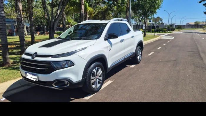 Fiat Toro Volcano 2.0 16V 4X4 TB Diesel Aut. 2017