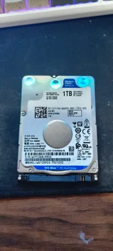 HD notebook de 1TB e 2 de 500GB