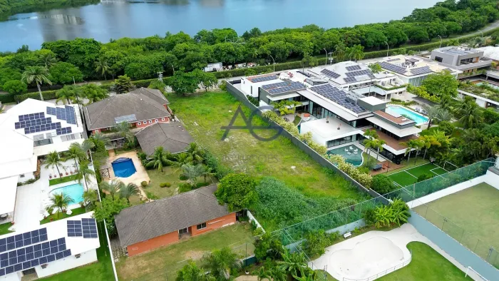 TERRENO A VENDA CONDOMINIO PARK PALACE BARRA DA TIJUACA