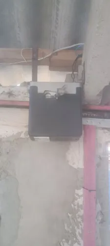 Motor de portão ( semi novo )