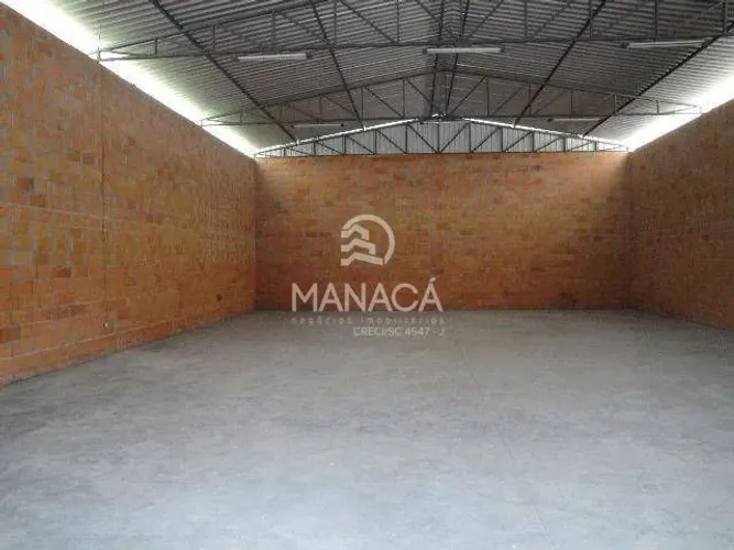 Oportunidade Imperdível! Barra velha - Vila Paraguai - Galpão Novo com Localização Estraté