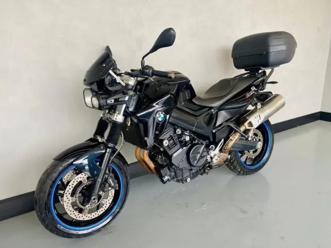 BMW F-800 R.