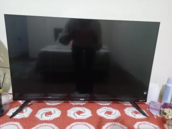 Tv 32 polegadas nova apenas com poucos meses de uso , tenho a nota fiscal!