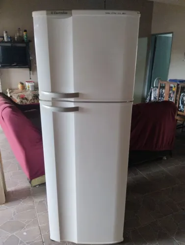 Geladeira electrolux