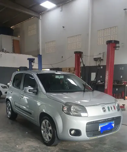 Fiat Uno Vivace Celeb. 1.0 EVO F.flex 8V 5P 2013