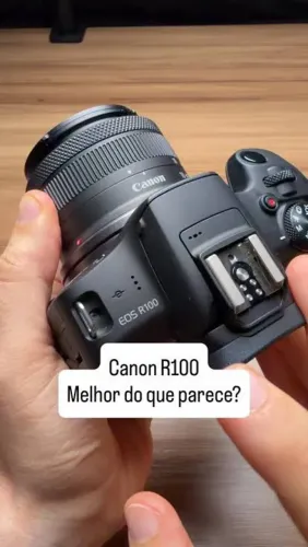 Câmera R100 Canon