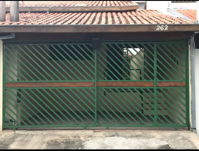 Aluga-se excelente Casa Sta Inês I