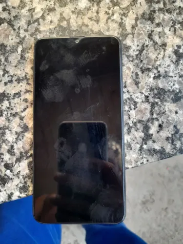 Vendo este celular 