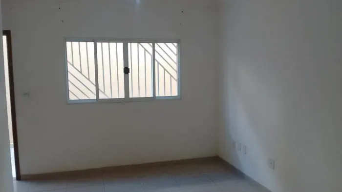 Sobrado para Alugar na Vila Matilde Próximo ao Metrô | 2 Suítes + Vaga