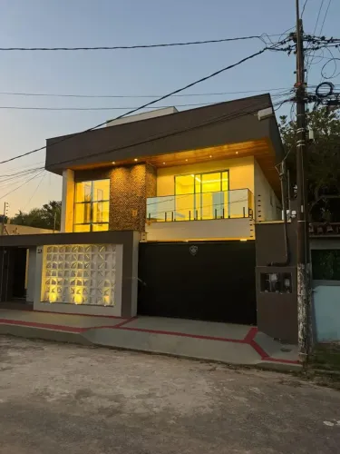 Imóvel para venda tem 293 metros quadrados com 5 quartos em Interlagos - Vila Velha - ES