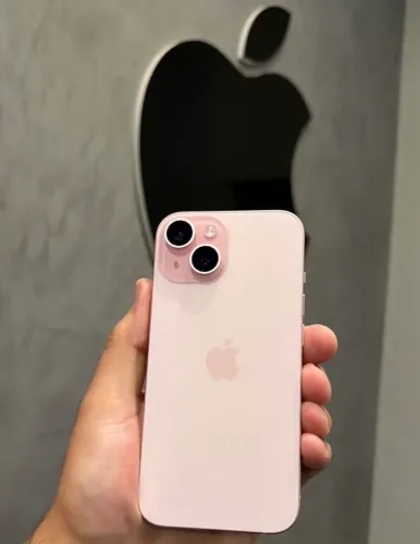 iPhone 15 128GB