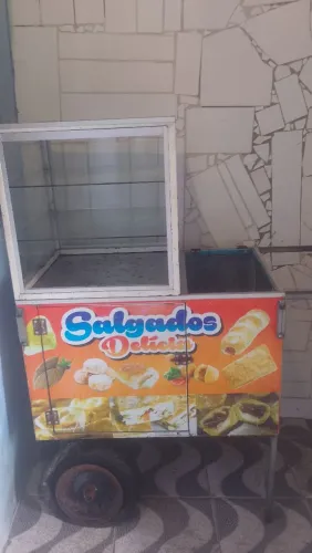 Vende-se carro de lanche