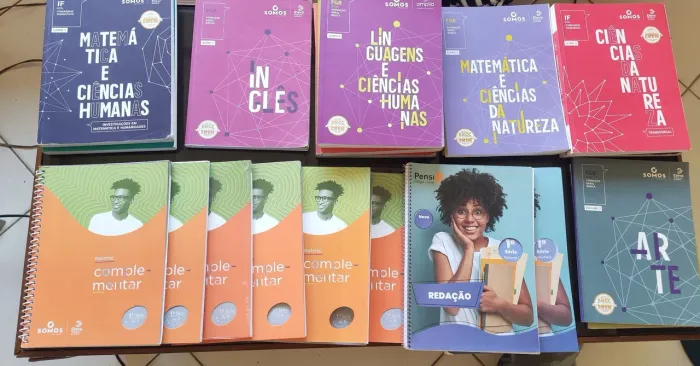 Livros do Pensi - Somos/Eleva 1°Ano Ensino Medio
