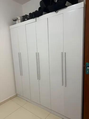 Guarda Roupas 6 portas