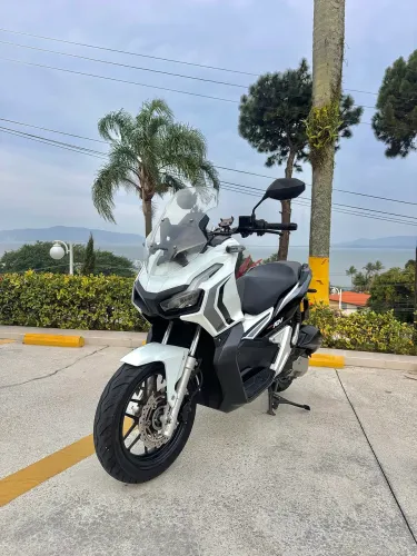 Honda ADV 150 ABS 2022 - Automática | R$ 20.500,00