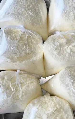 Vendemos queijo ralado curado na tábua no atacado