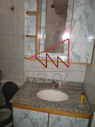 Excelente 2 quartos com vista panorâmica, colado ao metrô da Glória.