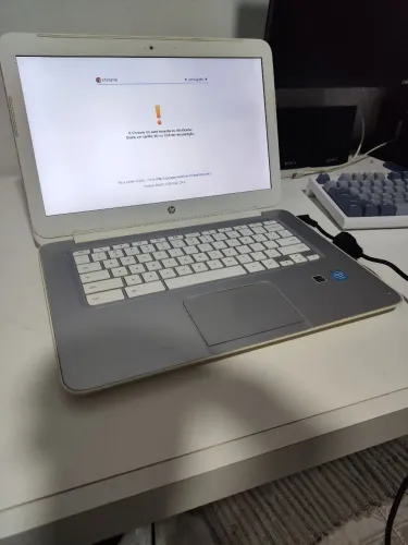 Hp chromebook leia a descrição