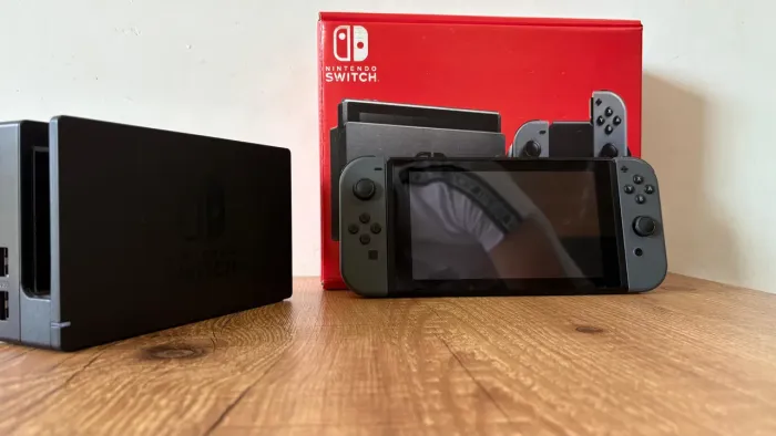 Nintendo Switch V2 Ótimo Estado De Conservação