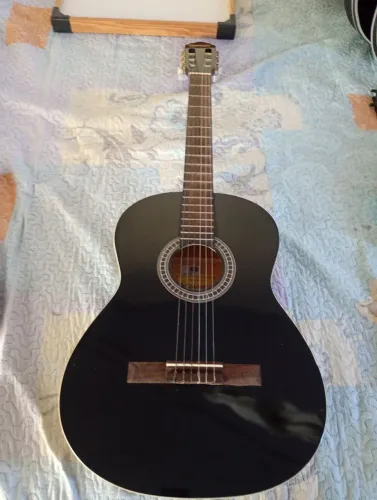 Vendo violão Giannini perfeito.. lindo