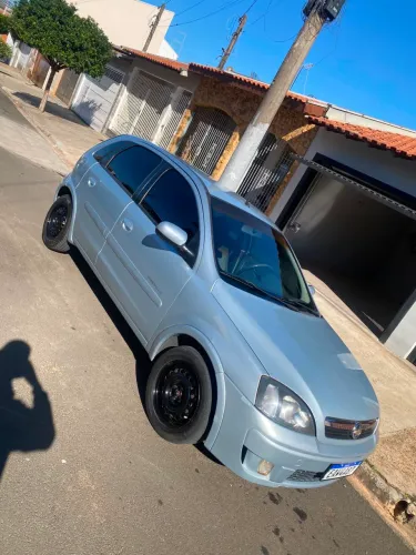 Chevrolet Corsa Hat. Premium 1.4 8V Econoflex 5P 2008