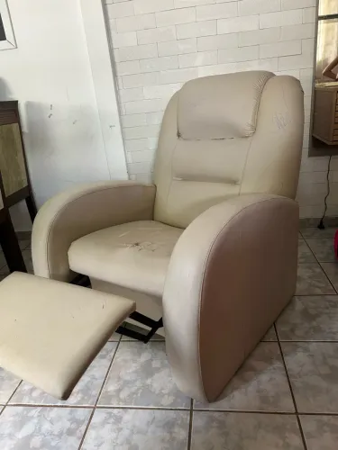 Poltrona Inclinável
