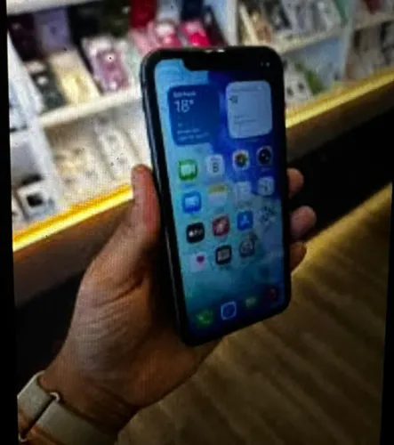 Doando Iphone 11