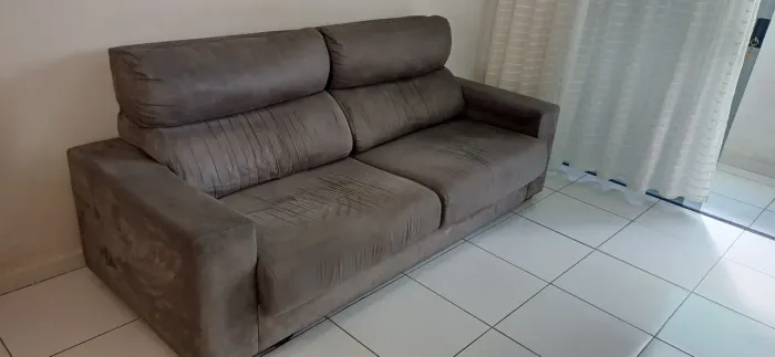 Vendo sofá super novo