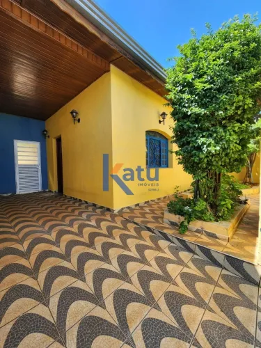 CASA TÉRREA PARA LOCAÇÃO NA VILA ARENS - JUNDIAÍ/SP
