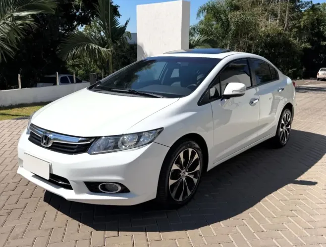Honda Civic Sedan LXR 2.0 Flexone 16V Aut. 4P 2014