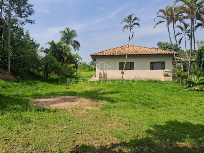 Sitio à venda com 2 suítes e lago para pesca, no Pinhal em Limeira/SP.