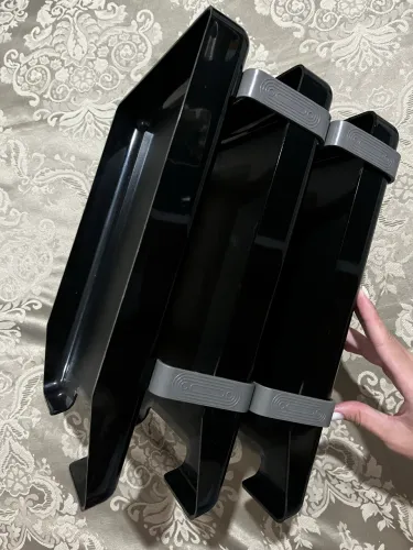 Porta correspondência tripla preta