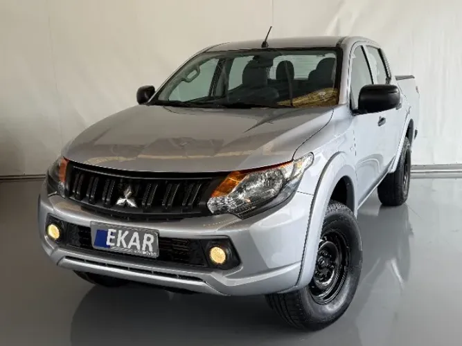 Mitsubishi L200 Tri. Outd. GLX 2.4 CD 4X4 Die. MEC 2023
