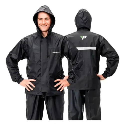 Capa e bota de chuva 
