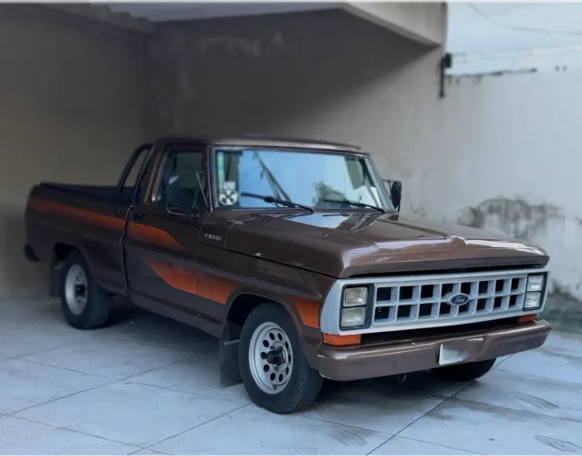Ford F-1000 S. S. Diesel / S.s. Diesel Turbo 1988