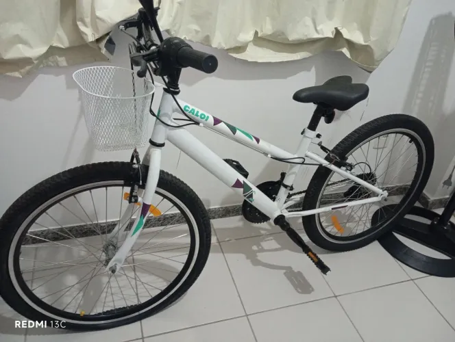 Bicicleta Caloi aro 24, pouco usado, em ótimo estado de conservação